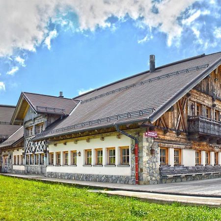 Alpska Perla Apartments Церкно Экстерьер фото